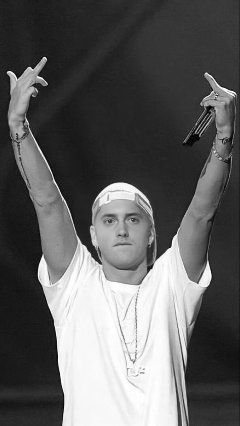 Eminem Wallpaper Iphone, Real Slim Shady, Eminem Poster, The Slim Shady, British Rappers, The Eminem Show, Eminem Wallpapers, Eminem Photos, Eminem Rap