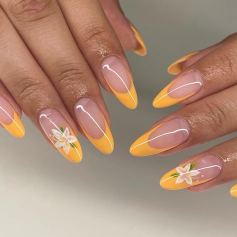 Her natural nails with builder gel😍😍 she wanted lillies!! #nails #nailtech #frenchies #frenchnails #nailinspo #nailart #naildesign #nailsnailsnails #nailaddict #nailporn #naillove #vancouver #trend Nails With Builder Gel, Lilly Nails, Flower Nail Design, Lily Nails, Nailinspo Nailart, Ceramic Cafe, Tropical Nails, Gel Mani, Nails Now