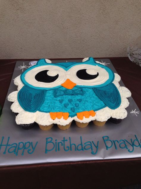 Oreo Owl Cupcakes, Dessert Auction, Owl Cupcakes With Oreos, Owl Cupcake Cake, Tempering Chocolate, Owl Shaped Cake, Honey Cupcakes, Owl Cake Birthday Buttercream, Icing Decorations