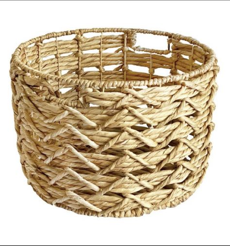 Raffia Basket, Metal Mailbox, Paper Weaving, Woven Baskets Storage, Newspaper Crafts, Home White, African Baskets, Indoor Christmas Decorations, Wooden Crates