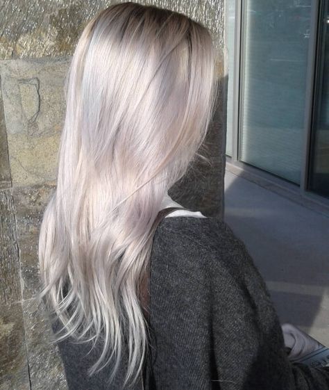 Pearly platinum blonde hair color Pearl Colored Hair, Pearl White Hair Colour, Pearly Haircolor, Light Grey Blonde Hair, Platinum Pearl Hair, Pearl Color Hair, Pearl Grey Hair, Pearl Platinum Blonde Hair, Brown To White Hair