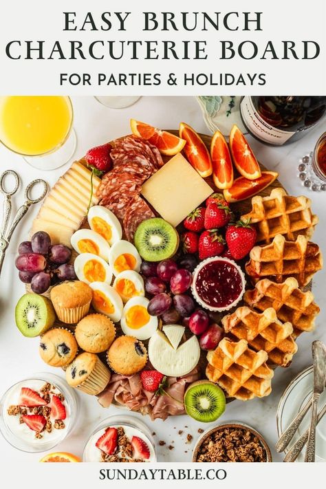 Wow your guests at your next brunch party with this pretty and easy brunch charcuterie board! This board has a ton of breakfast treats like cured meats, fancy cheeses, fresh fruit, pastries, and more. It's easy to set up for a party or holidays like Easter, Christmas, Mother's Day, and more. Just add all of your favorite snacks and you have breakfast for a crowd. This breakfast grazing board is lovely for a buffet or as an appetizer. It's simple, make-ahead, and the best food idea for a party! Yogurt Charcuterie Board Ideas, Bridal Brunch Food Display, Christmas Brunch Fruit Ideas, Treats Charcuterie Board, Potluck Christmas Party Food Ideas, Christmas Brunch Ideas Party, Breakfast Grazing Board, Brunch Board Ideas, Christmas Breakfast Buffet