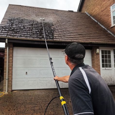 Instead of using a special roof broom to clean the dirt on your roof, this time you can clean it using power washing. This time you can use soft washing. Because it has a softer water pressure and keeps your roof safe from damage caused by too high water pressure. This tool is equipped with a long handle so that you can operate it without having to climb onto the roof. Roof Cleaner from @phexteriorcleaningservices #homeappliance #powerwashing Power Washing Business, Cleaning Roof Shingles, Pressure Washing House, Solar Panel Cleaning, Roof Cleaning, Soft Water, Homemade Cleaning Solutions, Ceiling Treatments, Tin Roof