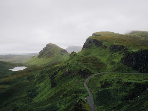 aridleyphotography.com | Quiraing - Isle of Skye, Scotland. Olympus OM-D E-M10. Cyberpunk Tech, Foggy Mountains, Winding Road, Isle Of Skye, Frank Ocean, Pretty Places, Both Sides, Outlander, Beautiful World