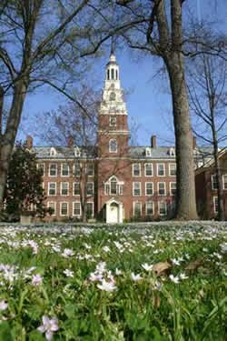 Berea College!!! Berea Kentucky, Successful Student, Berea College, Berea Ky, Best Colleges, My Old Kentucky Home, Free Education, Nursing Education, Online College