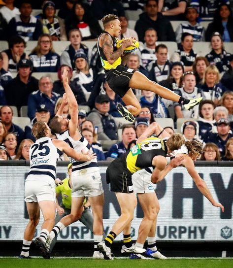 Afl Aesthetic, Afc Richmond, Afl Players, Richmond Afl, Carlton Afl, Richmond Football Club, Im Falling In Love, Falling In Love Again, Fox Sports