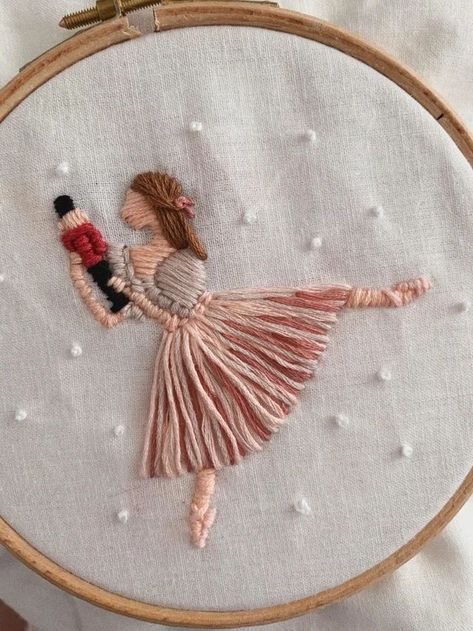 Ballet Embroidery Designs, Embroidery Inspiration Christmas, Christmas Embroidery Simple, Embroidery Inspiration Flowers, Simple Flower Embroidery Pattern, Embroidery Tracing Patterns, Ski Embroidery, Nativity Embroidery, Ballet Embroidery