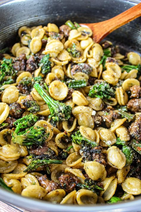 Recipes With Broccolini, Broccolini Pasta Recipes, Recipes For Broccolini, Broccolini Dinner Recipes, Sausage And Vegetable Pasta, Meals With Broccolini, Pasta With Broccolini, Italian Sausage And Broccoli Recipes, Pasta With Italian Sausage And Broccoli