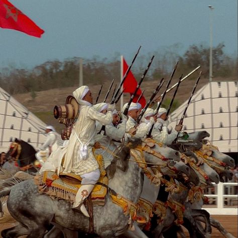 Feeling the adrenaline rush from this incredible Tbourida performance! 🇲🇦 Can't decide what's cooler - the horsemanship or the synchronized firing 📸 𝚌𝚛𝚎𝚍𝚒𝚝 𝚝𝚘 𝚞𝚗𝚔𝚗𝚘𝚠𝚗 📥 𝖣𝗆 𝖿𝗈𝗋 𝖼𝗋𝖾𝖽𝗂𝗍 𝗈𝗋 𝗋𝖾𝗆𝗈𝗏𝖺𝗅 𝑻𝒂𝒎𝒈𝒉𝒓𝒂𝒃𝒊𝒕 𝑽𝒊𝒃𝒆𝒔ᵇʸ ᵏʳʸˢˢᵗᵃˡ 🇲🇦 ⵣ ------------------------------- #WanderlustingMorocco #ForeverInLove #Morocco #Marrakech #TravelMorocco #BeautifulMorocco #MoroccanMagic #berberculture #amazigh #MarrakeshVibes #NorthAfrica #Maroc #VisitMorocco #MoroccanCulture #morocco🇲🇦🌅 #OnlyInMorocco #CulturalVi... Moroccan Astethic, Old Arabic Aesthetic, Moroccan Culture Aesthetic, Hajar Core, Morroco Aesthetic, Morrocan Aesthetic, Moroccan Painting, Morocco Culture, Morocco Photography