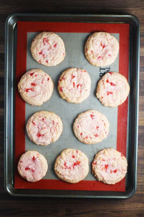 These cherry almond sugar cookies are simple to make, crispy around the edges and soft and chewy inside. Made with maraschino cherries, they are a perfect easy sweet treat for Valentine's Day (not to mention all the other days). #dessert #cookies #cherries Cherry Sweets, Crispy Sugar Cookie Recipe, Marachino Cherries, Eggnog Recipes, Drop Cookie, Almond Sugar Cookies, Icebox Cookies, Dessert Cookies, Brown Sugar Cookies