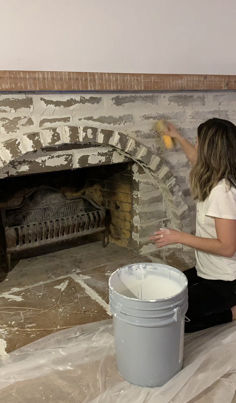 $100 DIY Fireplace makeover using Mortar Large Fireplace Makeover, Fireplace Treatments, German Schmear Stone, German Smear Fireplace, Diy Brick Fireplace Makeover, Smear Fireplace, Diy Brick Fireplace, Fireplace Mortar, Garden Hill