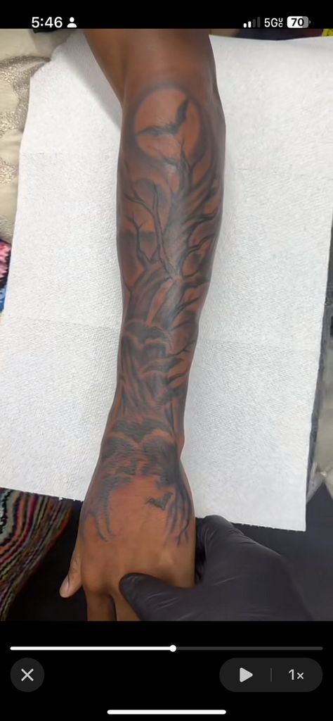 Poison Tree Tattoo Sleeve, Leafless Tree Tattoo, Sleeve Tattoos Black Mens Arm, Hand Tattoos For Black Men, Tattoo Ideas For Men Forearm Half Sleeves, Nfl Player Tattoos, Poison Tree Tattoo, Half Sleeve Tattoos For Men, Tree Sleeve Tattoo