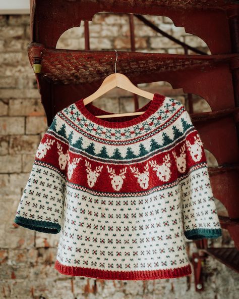 🧶 Relay celebration - 25% off all patterns! 🧶 It’s the final day of the pattern relay - and I’m going all festive by shouting about Rockin’ Reindeer Richard, my most Christmassy of Christmas jumpers. But Richard isn’t the only pattern on sale. To celebrate the end of the relay, and the end of the summer holidays, the code patternrelay24 will get you 25% off ALL my patterns til the end of Saturday 7 September. So whether you missed your chance first time round, or fancy a pattern that has... Christmas Sweater Pattern, Knitted Christmas Jumpers, Jumper Knitting Pattern, Cute Reindeer, Christmas Jumper, Dk Weight Yarn, Crochet Stitches Patterns, Favorite Sweater, Dk Yarn