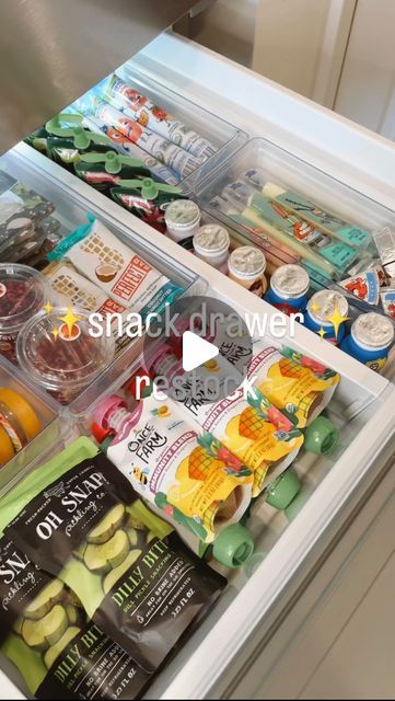 140K views · 10K likes | Elaina Zinke on Instagram: "Let’s restock the snack drawer for the week! 🍓🫐🥕🧀  #asmrrestock #restockwithme #snackdrawerrestock #snackdrawer #satisfyingvideos #seritoninboost #snackideas #restockandrefill #asmrsounds #onceuponafarm #forceofnatureclean #hillshirefarms #sabrahummus #gogosqueez #asmrcommunity" Snack Drawer Fridge, Snacks For Fridge, Healthy Fridge Snacks, Fridge Snack Drawer, Snack Drawer Ideas, Refrigerator Snack Drawer, Refrigerator Snacks, Snack Drawer Organization, Snack Fridge