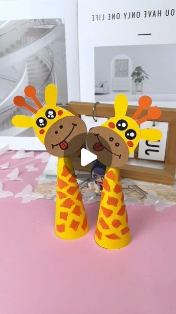 Giraffe Paper Craft, Giraffe Crafts For Kids, Paper Giraffe, Giraffe Craft, Giraffe Crafts, Crafts For Seniors, Math Projects, Kindergarten Crafts, Egg Carton