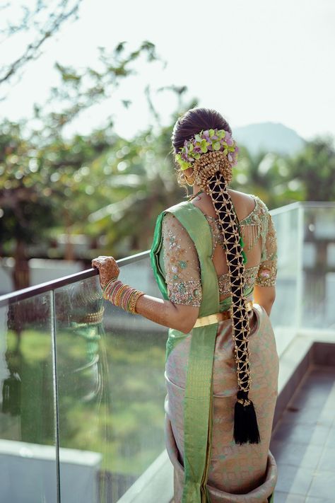 bridal braid hairstyle South Indian Bridal Hairstyles, South Indian Wedding Hairstyles, Bridal Hair Decorations, Bridal Hairstyle Indian Wedding, Hair Style On Saree, Engagement Hairstyles, Bridal Sarees South Indian, Bridal Hairdo, Traditional Hairstyle