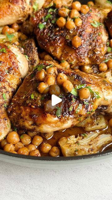 Gal Shua-Haim MS, RD on Instagram: "honey za’atar chicken & fennel ✨  easily one of my favorite chicken recipes yet made with a sweet & zesty za’atar marinade, pan-seared crispy chicken, sweet fennel & chickpeas   comment “chicken recipe” to get the recipe link sent directly to you, or head to the link in my bio to access all of my recipes!  https://somethingnutritiousblog.com/honey-zaatar-chicken-with-fennel/" Zaatar Recipe Chicken, Zataar Roasted Chicken, Orange Fennel Chicken, Za’atar Chicken, Roasted Chicken With Fennel, Zaatar Chicken, Chicken Fennel, Favorite Recipes Chicken, Favorite Chicken