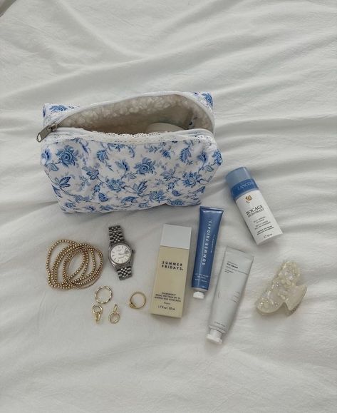 Blue Aesthetic Lifestyle, Blue Clean Girl Aesthetic, Wishlist Aesthetic, Pinterest Wishlist, Blue Makeup Bag, Costal Granddaughter, Coastal Granddaughter, What In My Bag, Birthday Wishlist