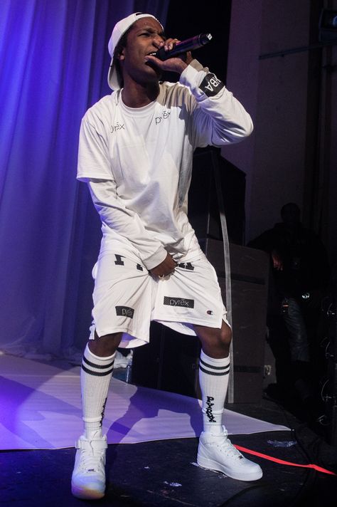 A$ap Rocky en Hood by Air à la Brixton Academy Rakim Mayers, Asap Rock, Asap Rocky Outfits, Lord Pretty Flacko, Brixton Academy, Pretty Flacko, Urban Wear Women, Hood By Air, La Outfits