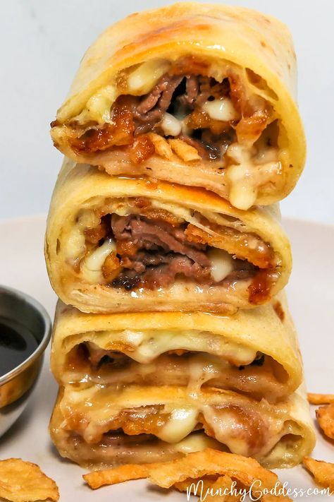 Airfryer Wrap Recipes, Airfryer Wraps, Maggie Food, Roast Beef Roll Ups, Airfry Recipes, Air Fryer Beef, Crispy Fried Onions, New Air Fryer Recipes, Keto Cereal