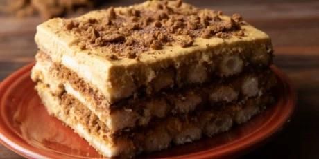 Best Pumpkin Tiramisu Recipes | The Pioneer Woman | Food Network Canada Pumpkin Tiramisu, Tiramisu Recipe, Pioneer Woman Recipes, Ginger Snap Cookies, Ree Drummond, A Piece Of Cake, Köstliche Desserts, The Pioneer Woman, Piece Of Cake