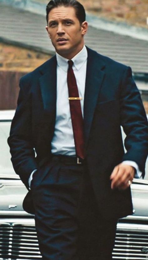 Tom Hardy Suit, Tom Hardy Fashion, Tom Hardy Wallpaper, Tom Hardy Aesthetic, Tom Hardy James Bond, James Bond Wallpaper, James Bond Aesthetic, توم هاردي, Interview Suits