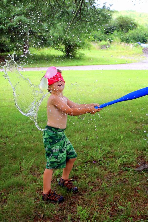 Water balloon bash (water balloon pinata) is a fun summer game for kids of all ages. It's perfect for summer picnics, birthday parties, home, school, or camp. #water #balloon #summer Balloon Pinata, Field Day Games, Mud Pies, Summer Boredom, Water Games For Kids, Water Games, Water Party, Outdoor Activities For Kids, Summer Games