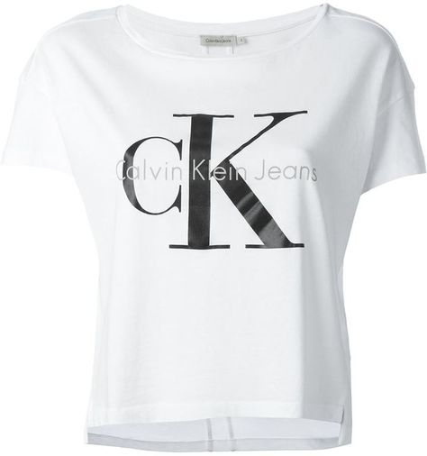 Calvin Klein Tshirt, Calvin Klein Outfits, Cropped White Tee, Ck Jeans, Ck Calvin Klein, Jeans Logo, Crop T Shirt, Nike Air Huarache, Cropped T Shirt