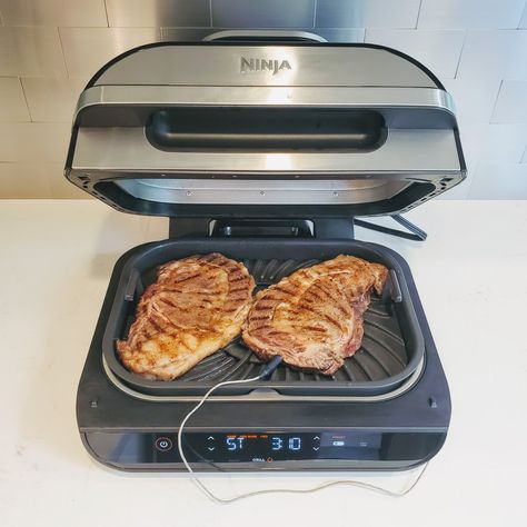 NINJA FOODI SMART XL GRILL - Grill Recipes Chicken, How To Cook Brats, Ninja Grill, Kitchen Cooking Appliances, Ninja Cooking System Recipes, Recipes Using Bananas, Meat Lover, Ninja Recipes, Inanimate Objects