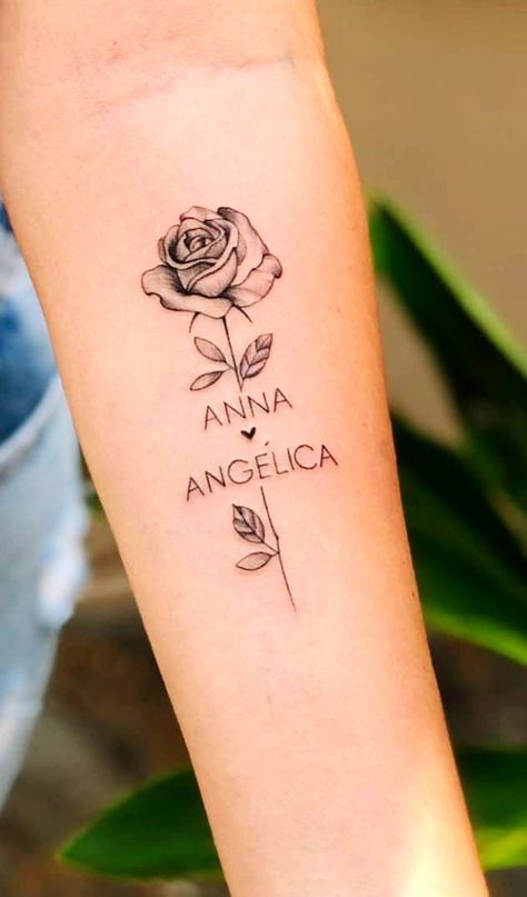 Rose Tattoo Leg, Rose Tattoo With Name, Hand Tattoo Images, Realistic Butterfly Tattoo, Name Tattoos On Wrist, Tattoo Foot, Rose Tattoos For Women, Mom Tattoo Designs, Mother Tattoos