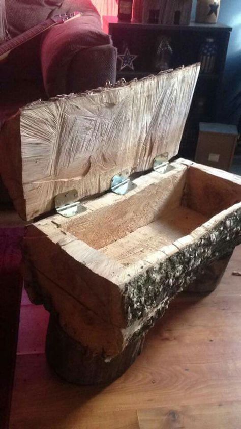 Log chest Planter Garden Ideas, Log Planters, Beds Wood, Log Art, Log Crafts, Wood Log Crafts, Log Projects, Log Planter, Tree Logs