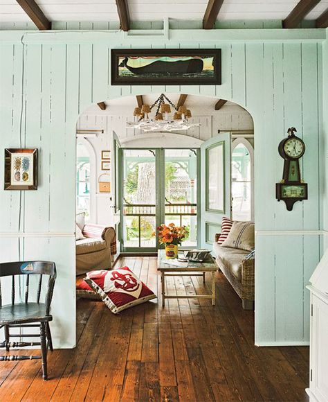 Design Style 101: New England Traditional New England Decor, New England Home Interiors, New England Coastal Homes, New England Style Interiors, Coastal New England Home, New England Decor, England Farmhouse, Coastal New England, New England Aesthetic