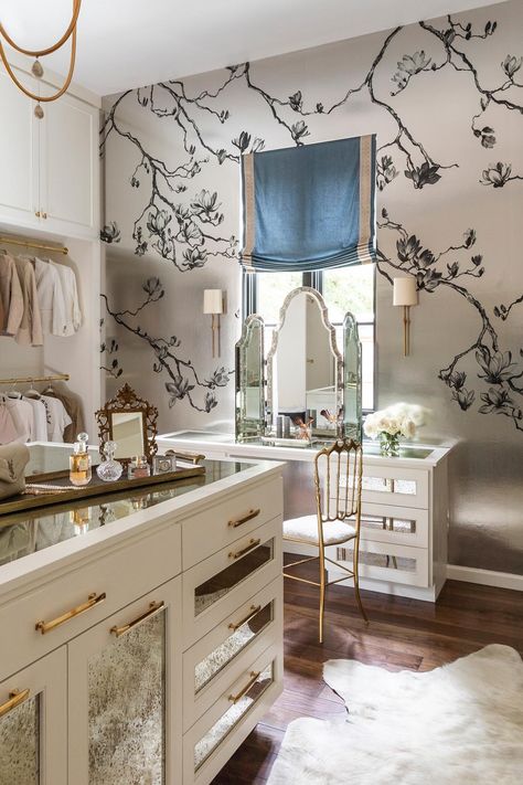 A dressing room fit for a queen! Who else is loving our Blossom collection in the latest space from Marie Flanigan Interiors? The touch of metallic from our Vinyl Metalworks ground adds an air of regality that's sure to make you feel like royalty. Marie Flanigan Interiors, Marie Flanigan, Transitional Wallpaper, Beautiful Closets, Phillip Jeffries, Creative Interior Design, Beautiful Dining Rooms, Daughters Room, Master Closet