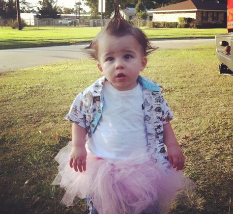 Ace Venture The Pet Detective Detective Costume, Best Costume Ever, Ace Ventura Pet Detective, Ace Ventura Costume, Baby Cosplay, Baby Boy Halloween, Pet Detective, Ace Ventura, Homemade Halloween Costumes