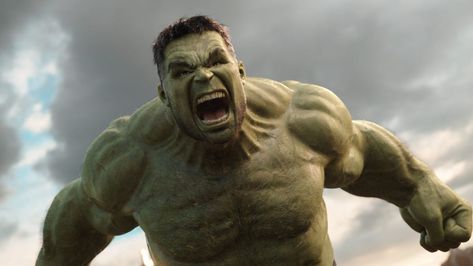 Se ha filtrado cómo será la despedida de Hulk del Universo Cinematográfico de Marvel en la serie de Hulk que se estrenará en Disney Plus Thor Ragnarok 2017, Team Captain America, Toni Stark, Avengers Cast, Hulk Avengers, The Incredible Hulk, Nicholas Hoult, Thor Ragnarok, Hulk Smash