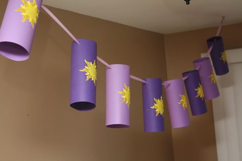 Tangled Birthday - Paper Lanterns Tangled Paper Lanterns Diy, Tangled Rapunzel Party Decor, Disney Theme Decor, Repunzle Birthday Decoration, Tangled Birthday Decorations, Diy Tangled Lanterns, Tangled Hallway Decorations, Tangled Dance Theme, Tangled Homecoming Theme