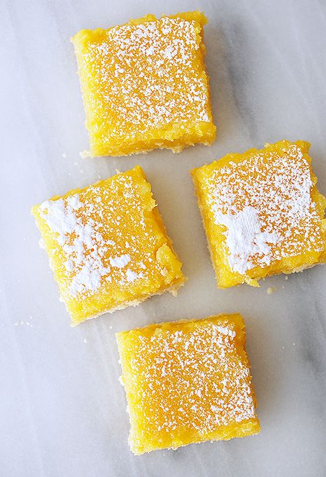 passionfruit bars Passionfruit Bars, Passionfruit Dessert, Fruit Bars Recipe, Passion Fruit Cake, Passionfruit Recipes, Momofuku Milk Bar, Fruit Bar, Filipino Desserts, Milk Bar