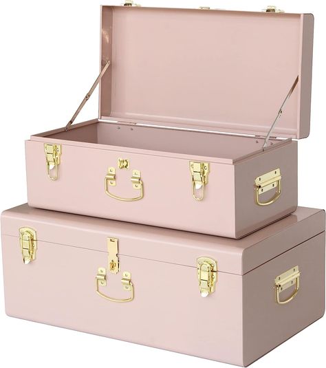 #stroagetrunksset #pink #metal Bedroom Organizer, College Dorm Organization, Metal Trunks, Metal Storage Box, Teen Bedroom Designs, Trunks And Chests, Storage Trunks, Decorative Storage Boxes, Storage Furniture Bedroom