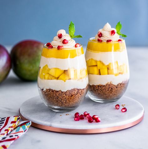 Desserts Shooters Recipes, Mini Desserts Shooters Recipes, Cups Desserts, Desserts Shooters, Shooters Recipes, Cheesecake Parfait Recipes, Gluten Free Gingerbread Cake, Diwali Treats, Mango Parfait