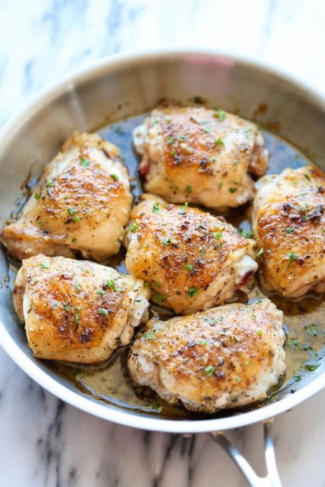 Garlic Brown Sugar Chicken - The best and easiest chicken ever, baked to crisp-tender perfection along with the most amazing sweet garlic sauce! Garlic Brown Sugar Chicken, Brown Sugar Chicken, Baked Chicken Thighs, Baked Chicken Recipes, Chicken Thigh Recipes, Poultry Recipes, Comfort Foods, Chicken Thighs, Main Dish Recipes