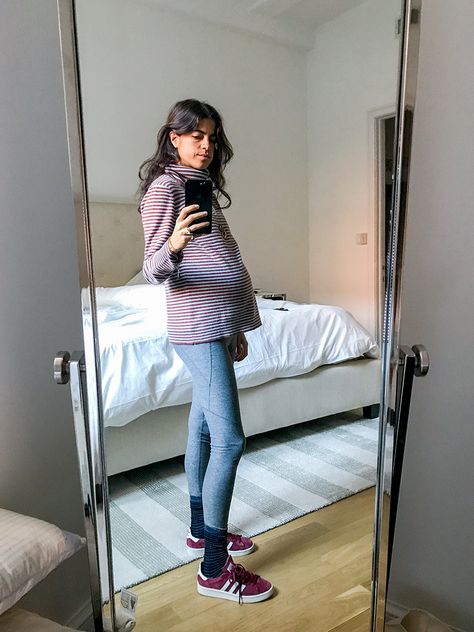 How Pregnancy Changed My Style, in 30 Mirror Selfies - Man Repeller Leandra Medine Style, Bump Fashion, Pregnant Style, Flamboyant Natural, Roger Vivier Shoes, Leandra Medine, Pregnancy Style, Stockholm Street Style, Man Repeller