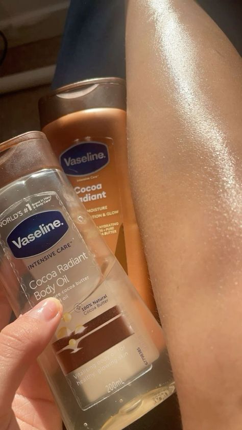 Smooth Legs Aesthetic, Cocoa Radiant Body Oil, Body Gel Oil, Vaseline Products, Vaseline Cocoa Radiant, Vaseline Cocoa, Hair And Skin Vitamins, Beauty Treatments Skin Care, Skin Care Basics