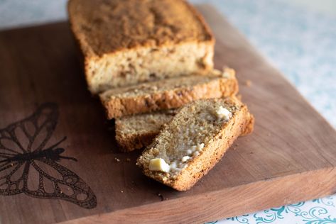 PEARL: Butter-Me-Up Banana Bread MAR 2019 – Trim Healthy Mama Banana Color, Thm Baking Blend, Banana Extract, Thm Desserts, Salty Cake, Low Carb Sweets, Thm Recipes, Yes It Is, Super Easy Recipes