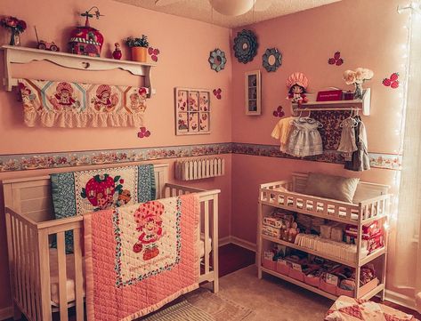 Early 2000s Nursery, Strawberry Shortcake Room Ideas, Strawberry Shortcake Baby Room, Strawberry Shortcake Nursery Theme, Y2k Nursery, 2000s Nursery, Strawberry Shortcake Room Decor, Strawberry Themed Room, Strawberry Shortcake Decor