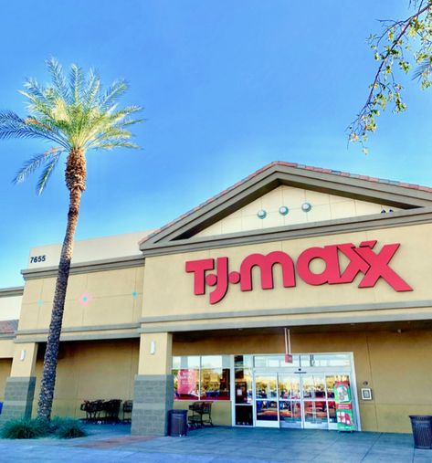 Free TJ Maxx Gift Card! (+ 20 Genius Shopping Hacks to Save BIG!) Tj Maxx Aesthetic, Marshalls Store, Tj Max, Walmart Store, Frugal Girls, Video Call With Boyfriend Screen Photo, Big Board, Walmart Gift Cards, Paypal Gift Card