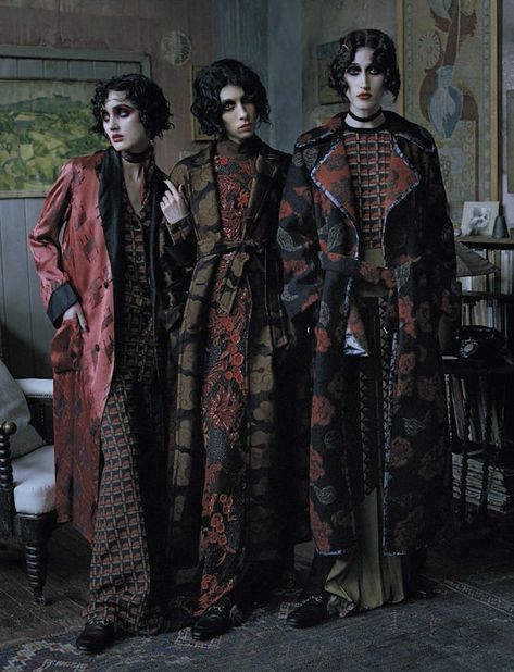 Jamie Bochert, Tim Walker Photography, Erin O'connor, Mode Editorials, Three Women, Tim Walker, Vogue Italia, 인물 사진, Fantasy Fashion