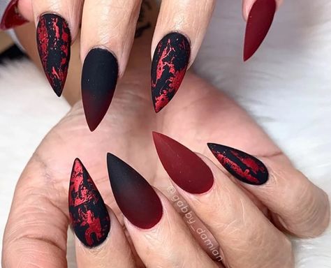 Short Pointy Nail Designs & Ideas for a Daring New Look – ND Nails Supply Pointy Nails Designs Summer, Pointy Halloween Nails Design, Short Stelltos Nails, Short Pointy Nails Stilettos, Short Pointy Nails Almond, Short Sharp Nails, Glam Halloween Nails, Pointy Nails Designs, Short Pointy Nails