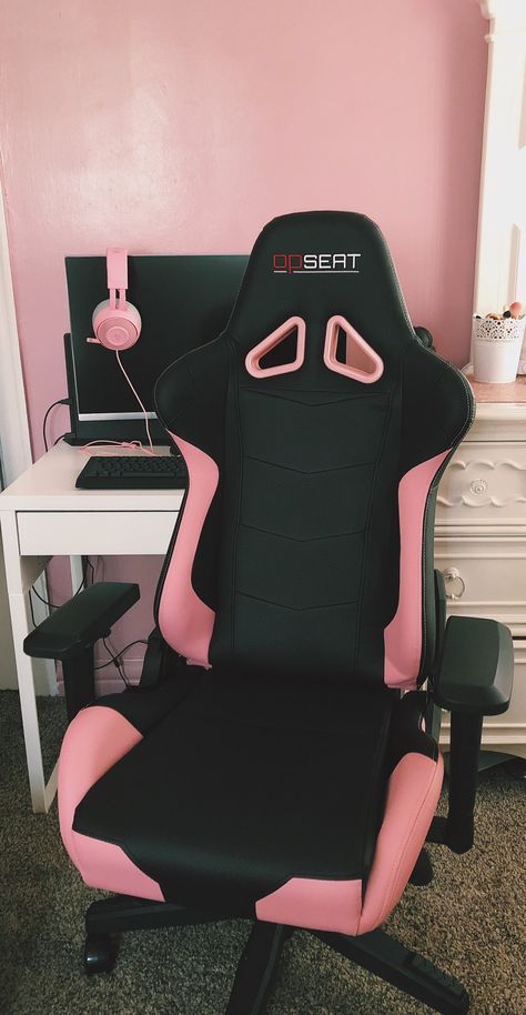 pink gaming setup 💖🌸💞✨ Gaming Setup Ps4, Pink Gaming Setup, Gaming Sofa, Gaming Aesthetic, Game Setup, Best Gaming Setup, Setup Gamer, Chaise Gaming, Gamer Room Decor