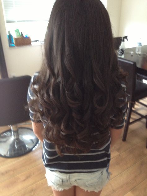 Soft curls at the end of hair Curls Only At The Ends, Ends Of Hair Curled, Hair Curled Up At Ends, Long Hair Curled Ends, Long Straight Hair Curled Ends, Hair Curled Inwards At Ends, Curled Ends, Curled Hairstyles For Medium Hair, Curling Straight Hair