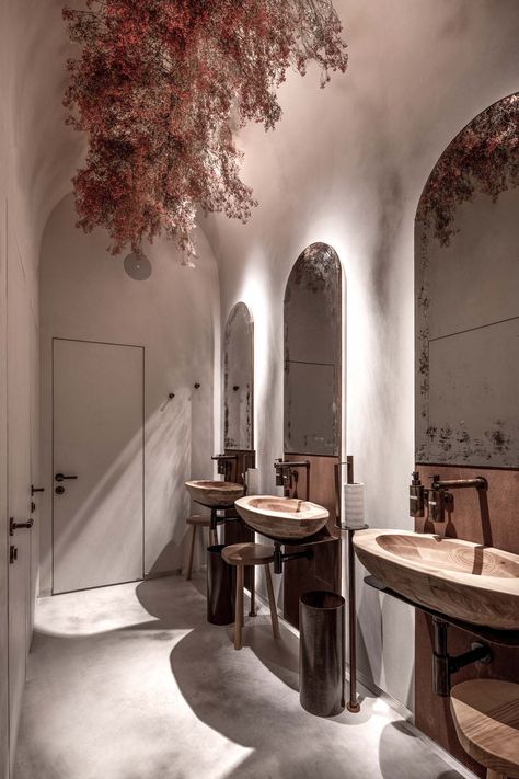 Bar Deco, Restaurant Bathroom, Wc Design, Restroom Design, Salon Interior Design, Toilet Design, Cafe Interior Design, Restaurant Interior Design, Salon Decor